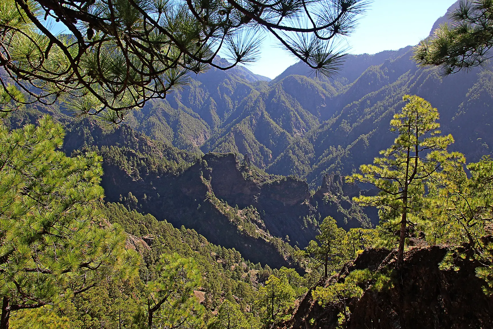 caldera de taburiente - Cómo se puede visitar la Caldera de Taburiente