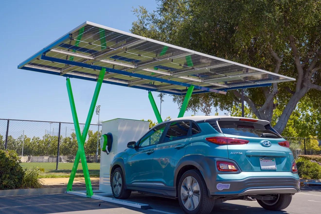 cargador solar para coches electricos - Cuántas placas solares se necesitan para cargar un coche eléctrico