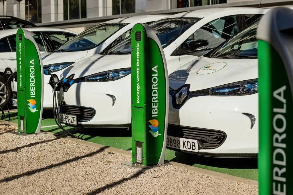 iberdrola cargadores electricos - Cuánto cuesta cargar un coche eléctrico en Mercadona