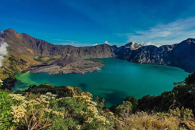 caldera lake - Por qué los volcanes tienen agua