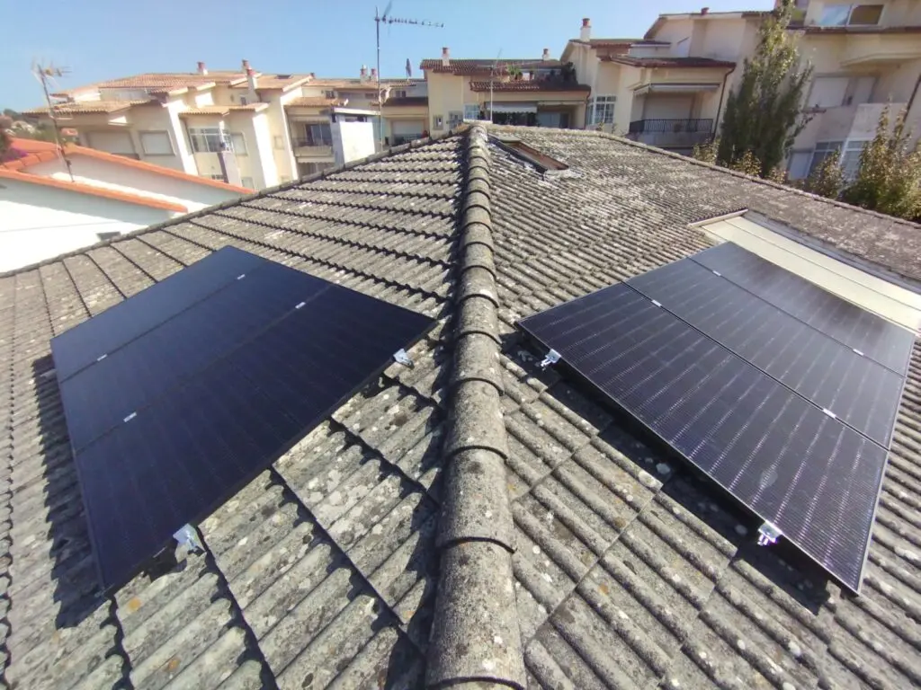 instalacion mixta geotermia y fotovoltaica - Qué es un sistema solar mixto