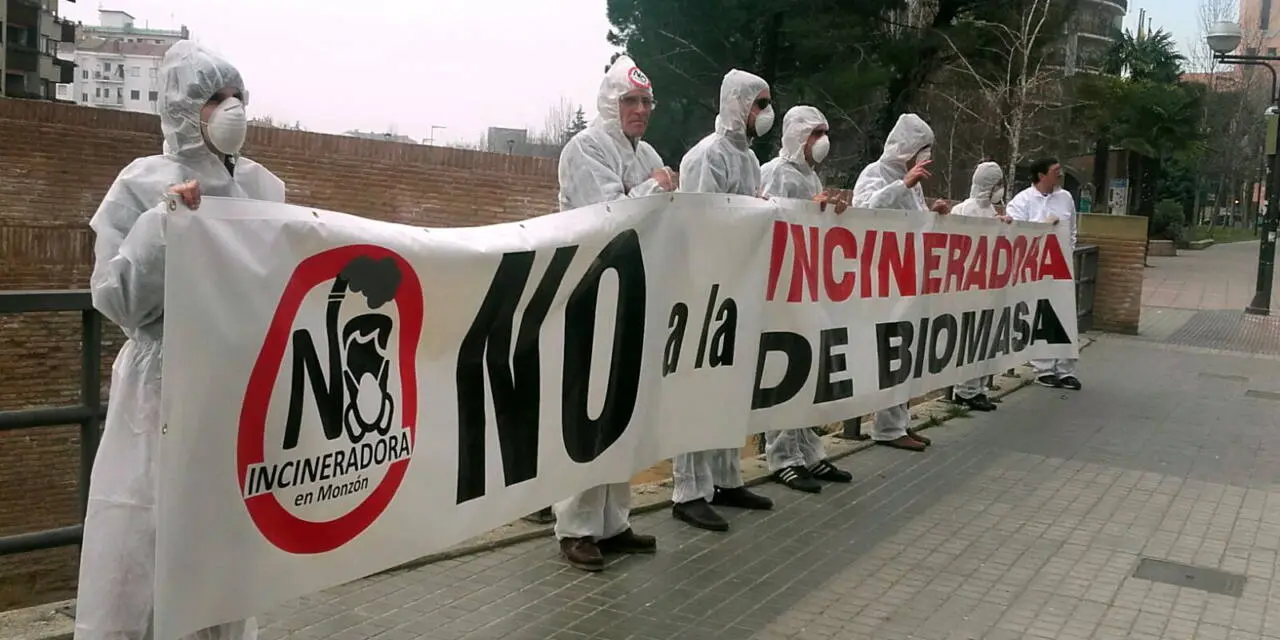 incineracion de biomasa trámites administrativos - Qué ley regula la gestión de residuos y el régimen jurídico de los suelos contaminados