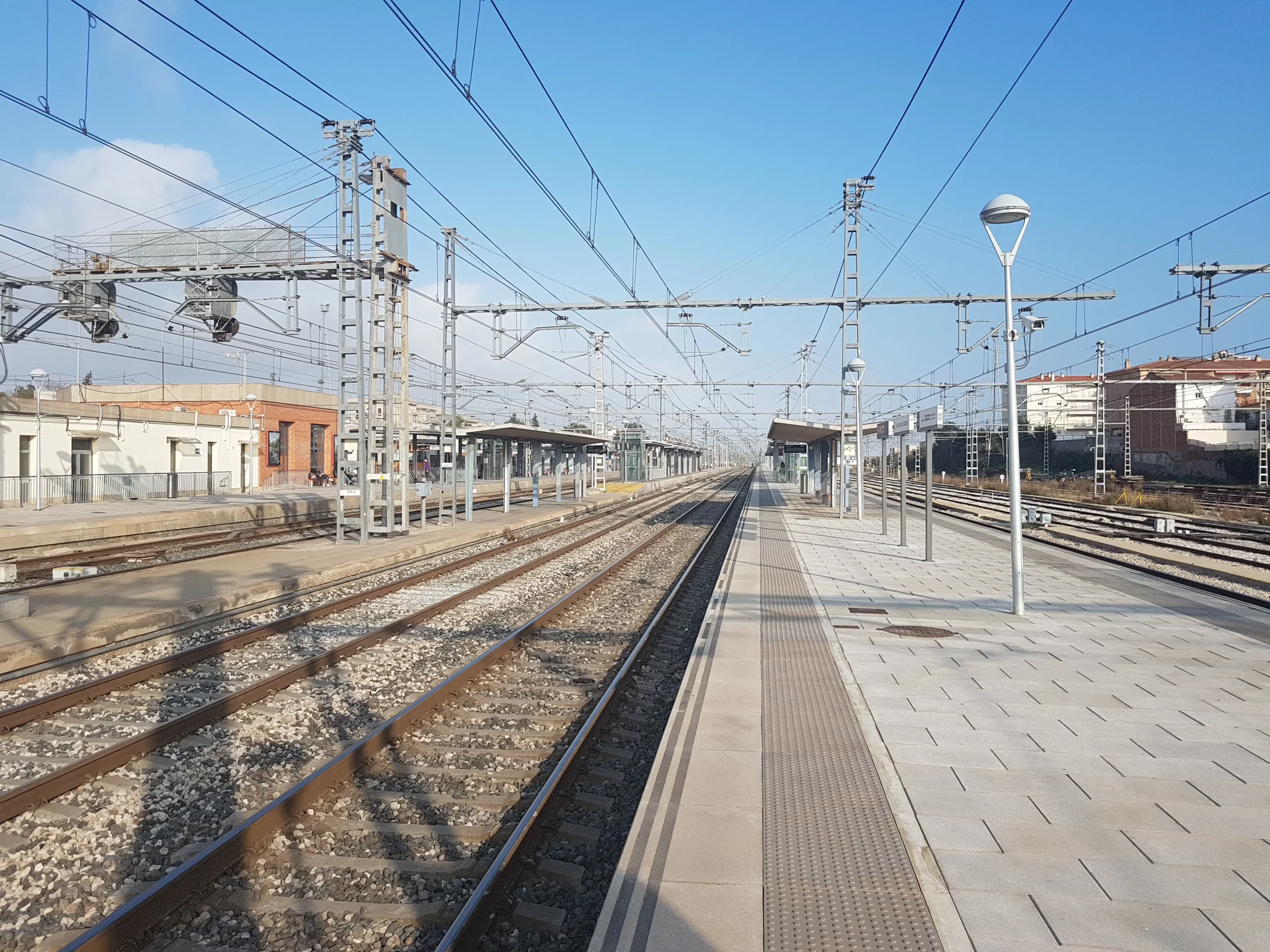 rodalies sant vicenç de calders - Qué paradas tiene el R2