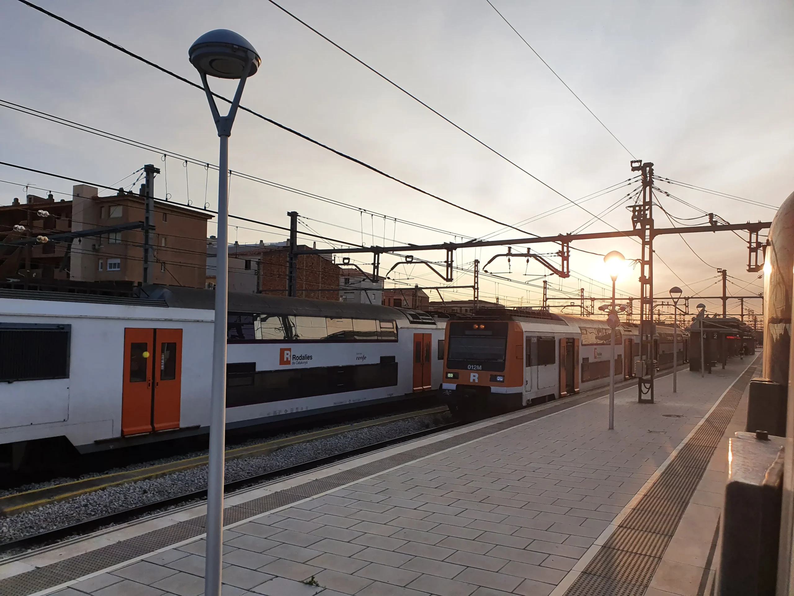 El Tren Castelldefels-Sant Vicenç de Calders: Conectando el Sur de Barcelona - Qué trenes pasan por Castelldefels tren castelldefels sant vicenç de calders - Qué trenes pasan por Castelldefels